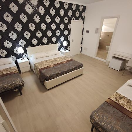 Sami Luxury Rooms 3 8 0 7 9 4 9 2 5 3 Syracuse Exterior photo