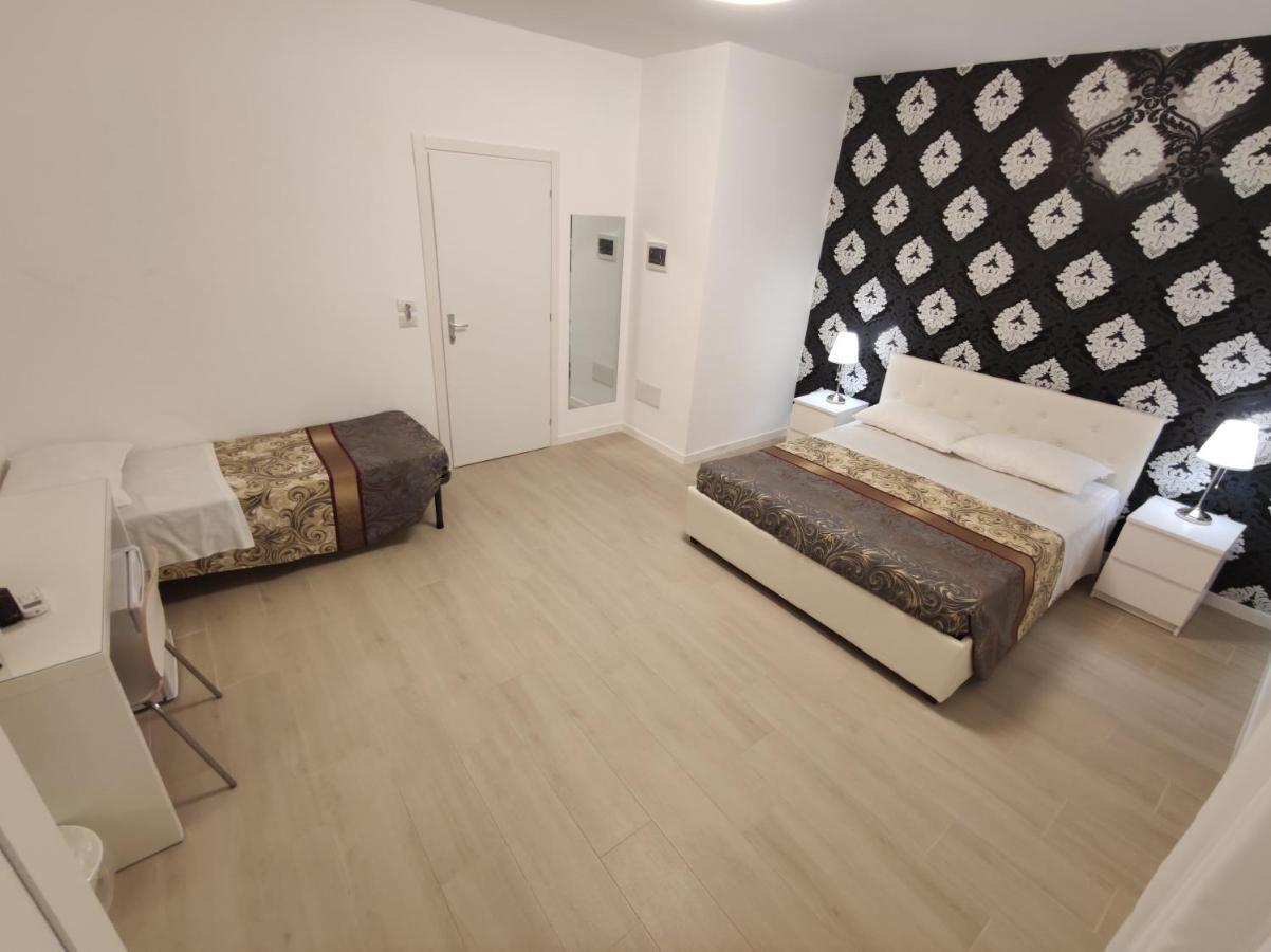 Sami Luxury Rooms 3 8 0 7 9 4 9 2 5 3 Syracuse Exterior photo
