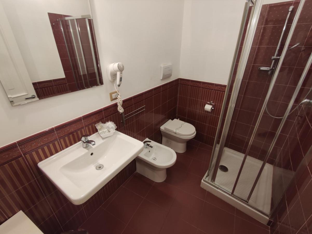Sami Luxury Rooms 3 8 0 7 9 4 9 2 5 3 Syracuse Exterior photo