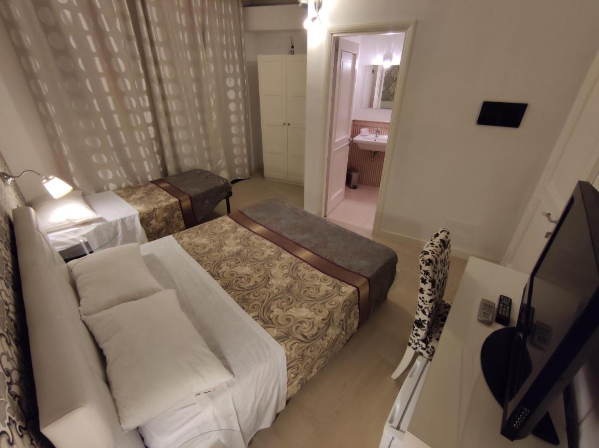 Sami Luxury Rooms 3 8 0 7 9 4 9 2 5 3 Syracuse Exterior photo