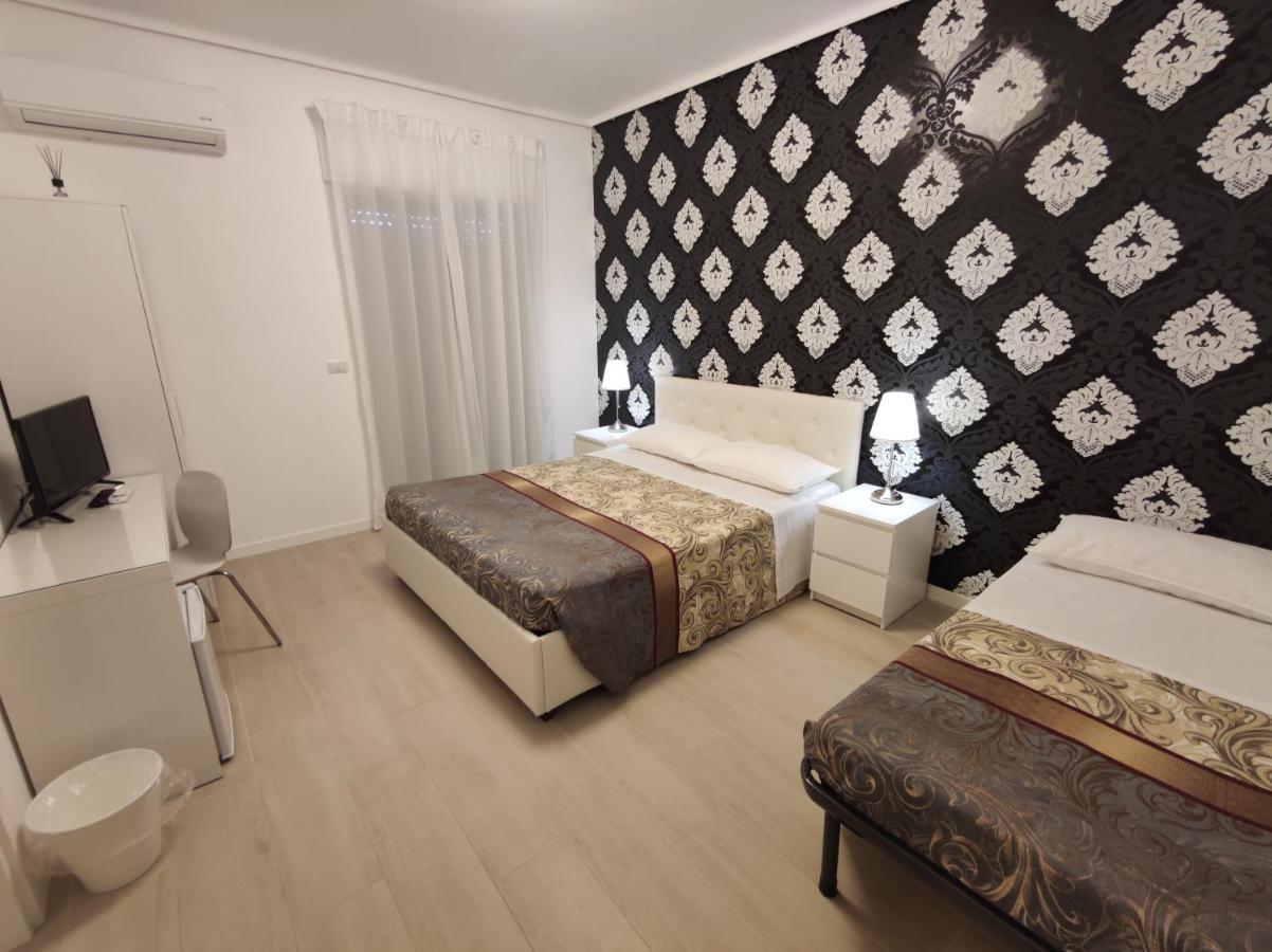 Sami Luxury Rooms 3 8 0 7 9 4 9 2 5 3 Syracuse Exterior photo
