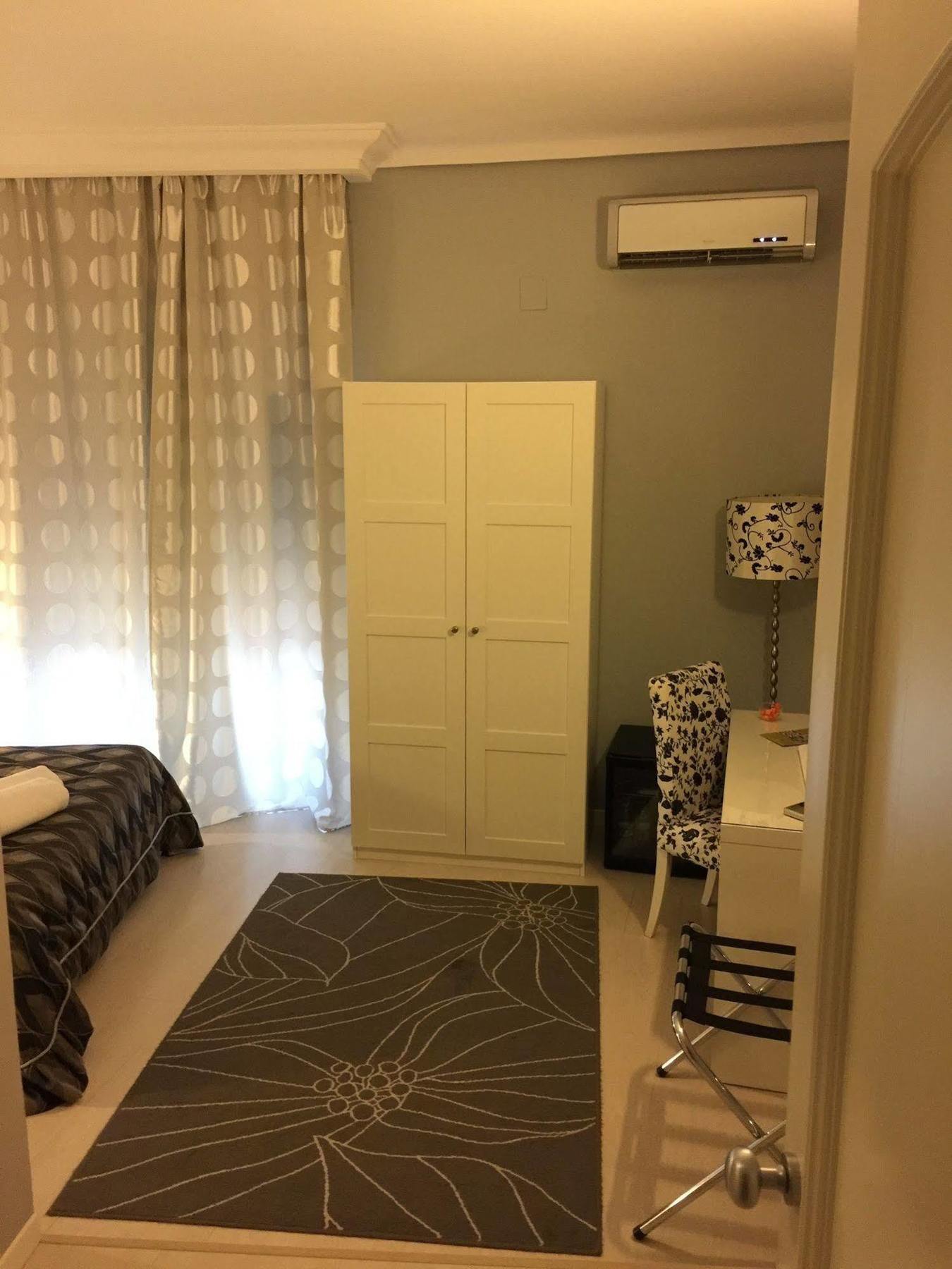 Sami Luxury Rooms 3 8 0 7 9 4 9 2 5 3 Syracuse Exterior photo